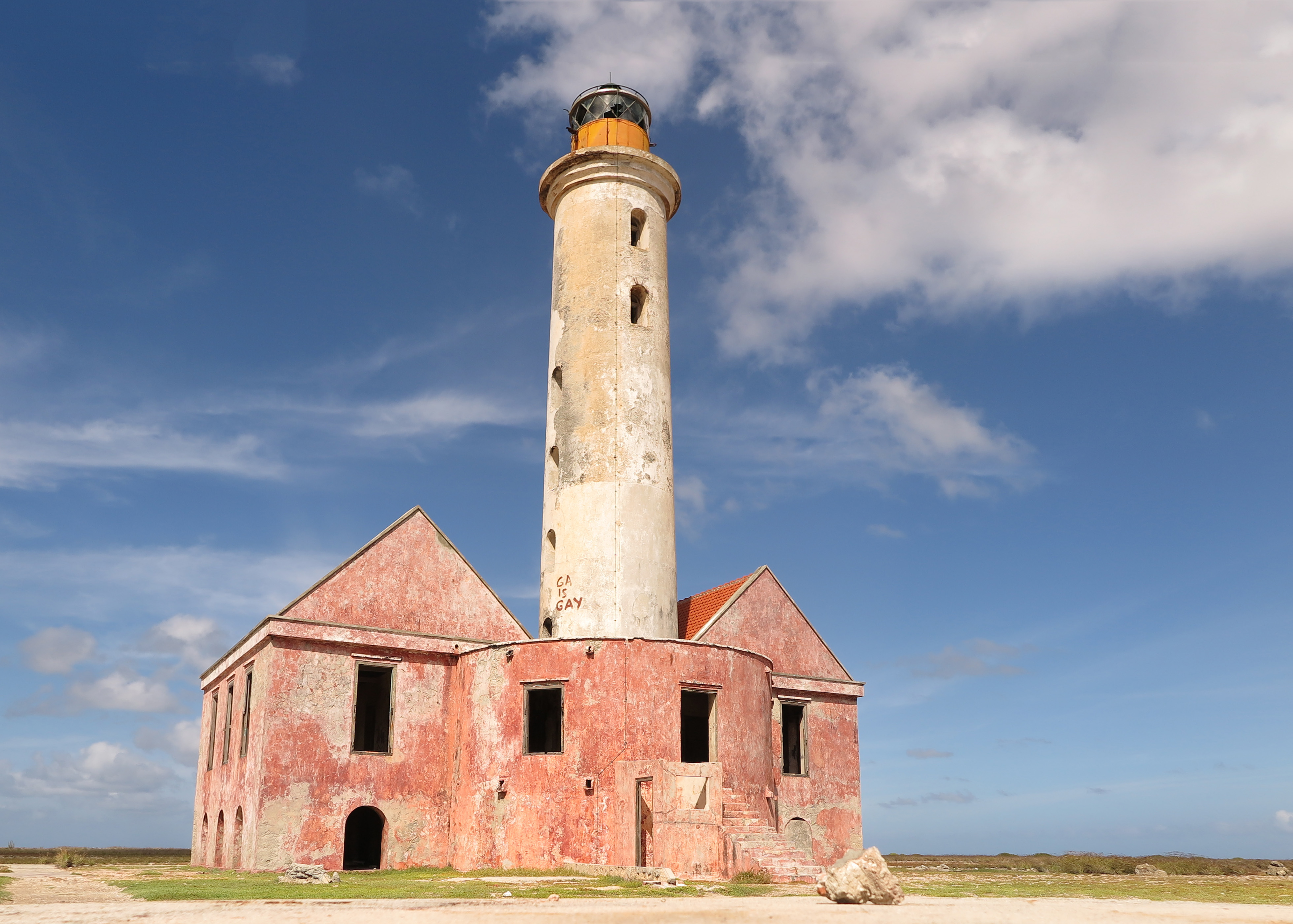 2018-01-24 - 10-34-21 - Klein Curacao - Leuchtturm (außen)